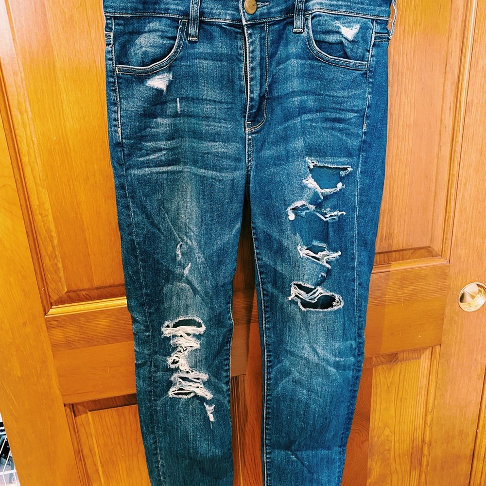 American eagle highwaisted jeans